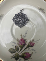 Load image into Gallery viewer, Erica Molinari Large Flower Charm
